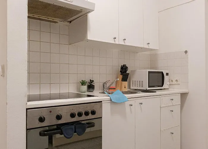 Affordable & Cozy 2-br Flat , Near Stadthalle Відень